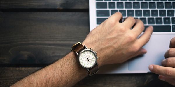 8 ways to improve time management skills by Mark Pettit of Lucemi Consulting